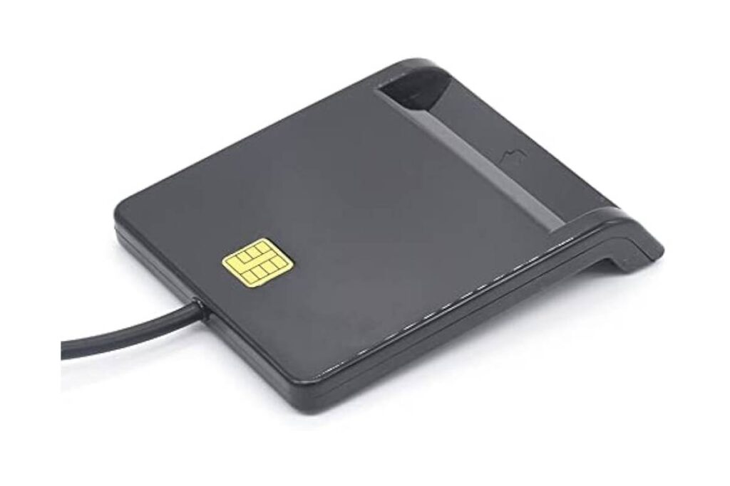 What is a smart card reader